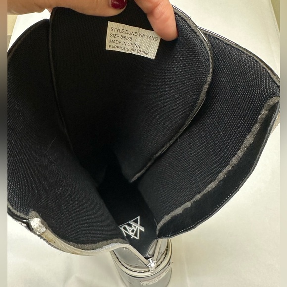 YRU Women's Black and White Boots🖤 - Picture 9 of 11